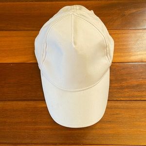 Light lavender lululemon hat